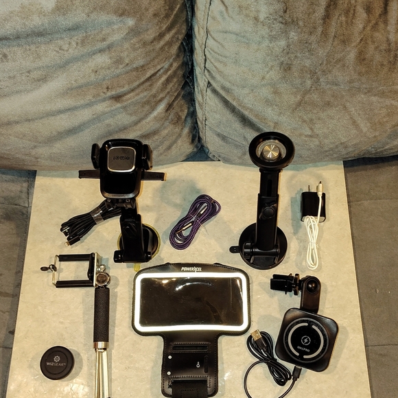 CELLPHONE ACCESSORIES BUNDLE CAR PHONE HOLDERS, TRI-POD, ARM BAND & OHL CHARGER - Picture 7 of 16